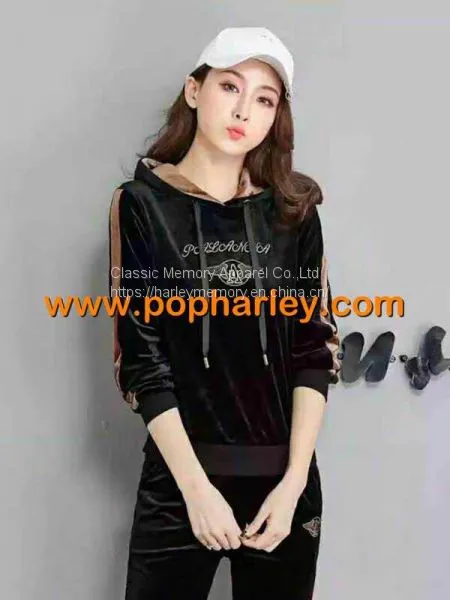 Factory Wholesale woman gold velvet sportswears