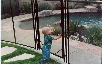 Quick-Install Textilene Woven Mesh – PVC Fabric for Pool Safety Fence, Pre-Assembled Panels for Easy DIY Installation photo-2