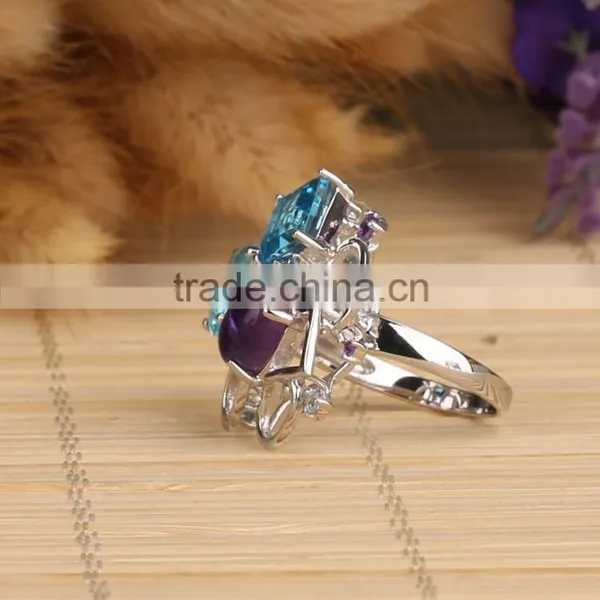 Mirror Polished White Rhodium Fashion Sterling Silver Jewelry Ring With Stock photo-4