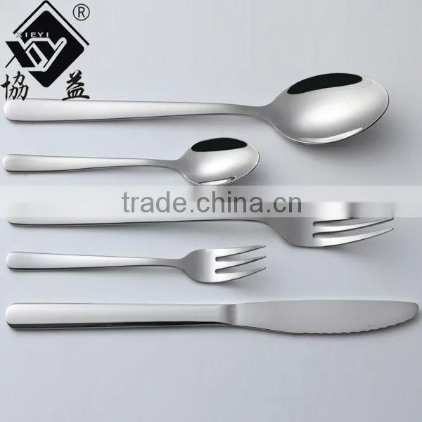 2013 New Design Golden Stainless Steel Tableware