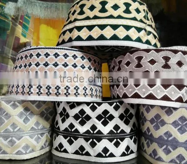 2016 New Design Stock Lot Embroidered Omani Cap photo-2