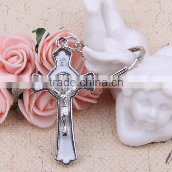 2016 New Design Wholesale Key Chain St. Benedict Metal Crucifix Key Chain Black & White Cross Key Holder photo-4