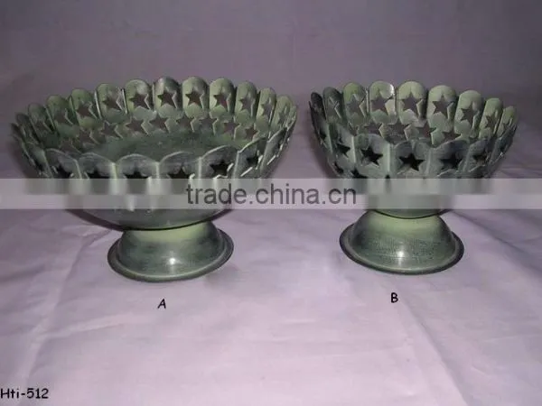 Designer Fruit Bowls,Antique Serving Bowls,Bowls,Antique Bowls,Colored Bowls,Fruit Bowls,Fruit Holder,Metal Serving Bowls
