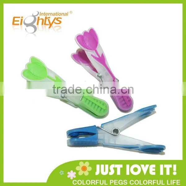 Eco-friendly Houseware TPR Material Soft Grip Decorative Clothespin photo-2