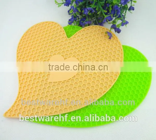 FDA Hight Quality Heart Shape Silicone Mats photo-3