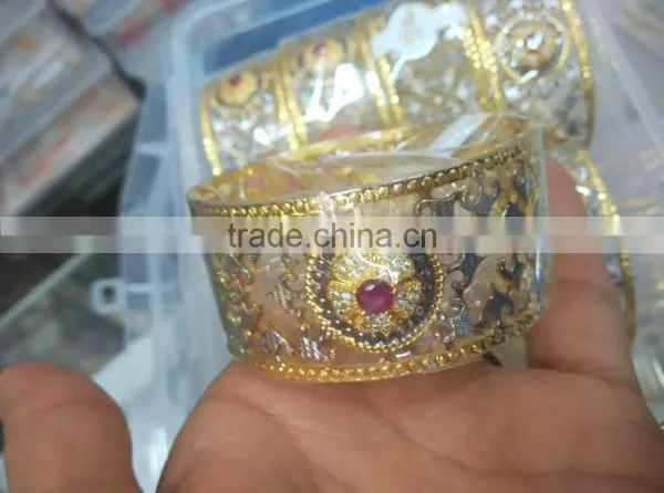 Broad Hand Carved 2 Tone Gold Plated BRACELET BANGLE KADA , Dancing Stone photo-3