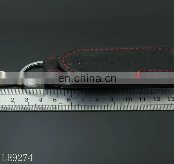 Fashionable Metal Leather Keychain photo-3