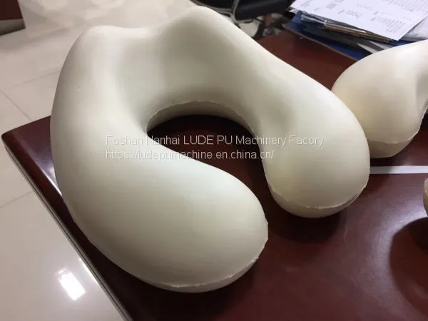 LD-803/4 Four Material Tanks Low Pressure Soft Foam Machine photo-3