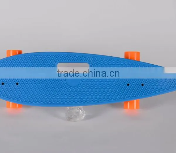 Handle Maple Bamboo Globe Plastic Skateboard photo-2