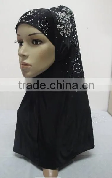H252 Latest Muslim Hijab With Rhinestone and Crystals photo-6