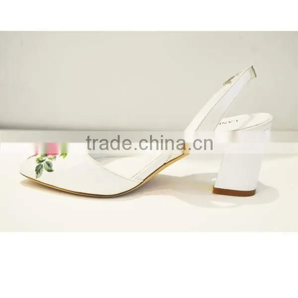 2016 Rubber Sole Material and Cotton Fabric Lining Women Sandals Summer Flower PU Sandals photo-5