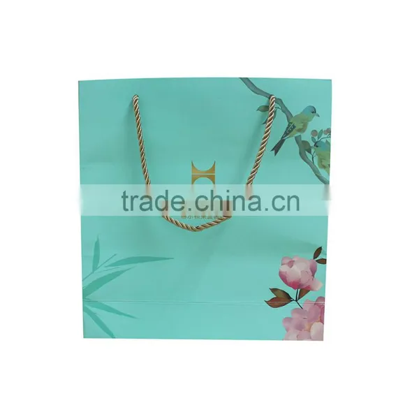 Elegant Decorative Wedding Gift Paper Bag photo-3