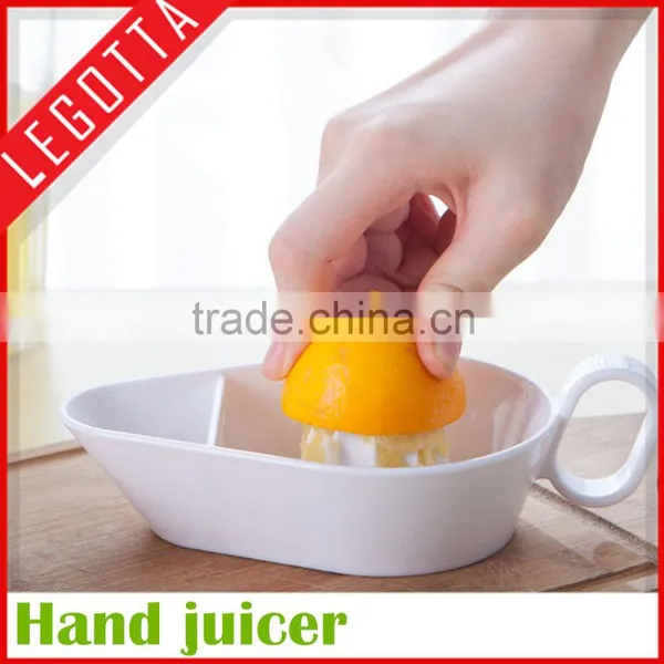 Wholesale Popular Best Quality Manual Plastic Portable Squeezer for Sale photo-2