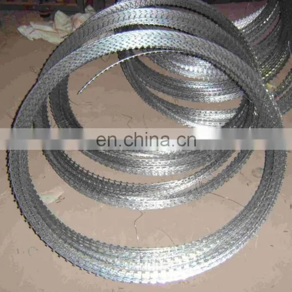 Razor Barb Wire Price Per Roll Galvanized Import Barbed Wire 500 M Low Price photo-3