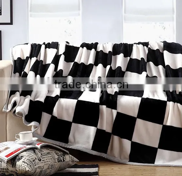 Fashion Grid Stripe Flannel Blanket photo-5