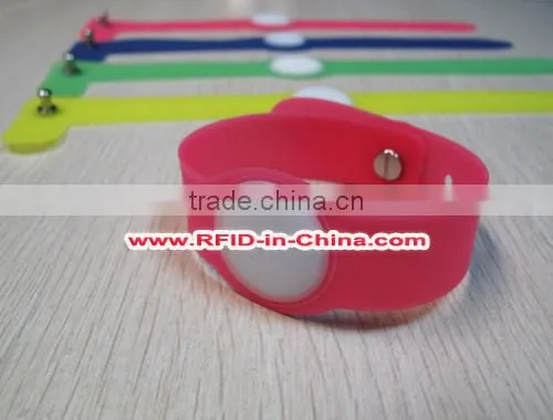 Flexible PVC Rfid Wristbands for Events photo-3