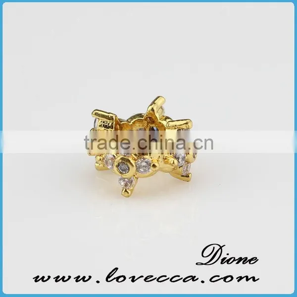 Latest Charm Micropave Setting Crystal Jewelry Pendant Fashion Jewelry of Four Leaf Clover Pendant for Sale photo-4