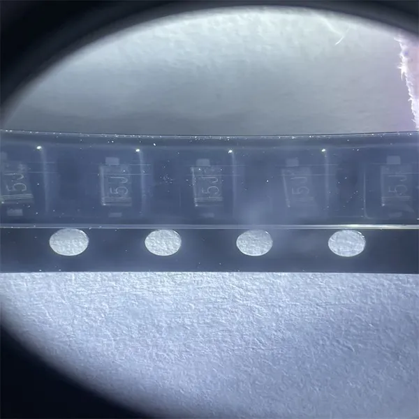 Best Quality MM1Z18 (Zener Diodes) MM1Z18 Silicon Planar Zener Diodes