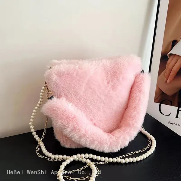 038Single Shoulder Crossbody Bag Women's Bag Temperament Fashion Plush Bag Cute Everything Wholesale Fur Bag