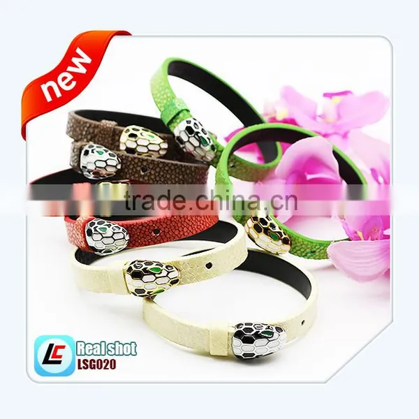 China Supplier Italian Metal Carved Tatoo Leather Bracelets for Men