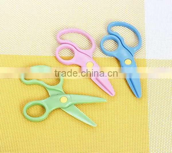 AKN01 Best Selling Products Safety Plastic Scissors for Cutting Papers photo-4