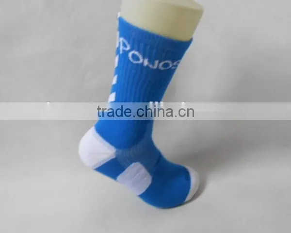Wholesale Cotton Custom Elite Sport Socks in High Quality photo-4