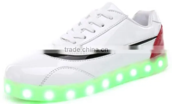 Wholesale Fashion Led Luminous Shoes Night Light Sneaker photo-2