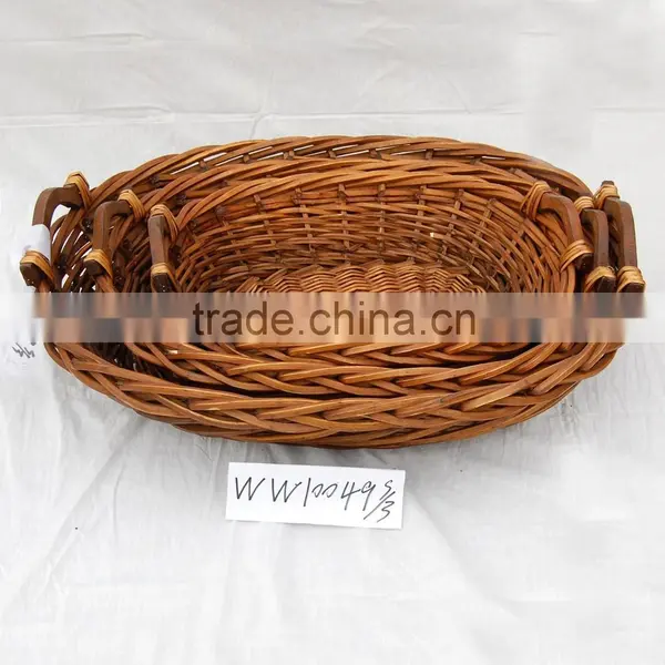 Oval Wicker Basket With Wood Handle