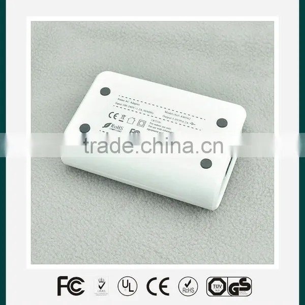 Hot Selling Smart 4 Usb Port Desktop Travel Charger photo-6