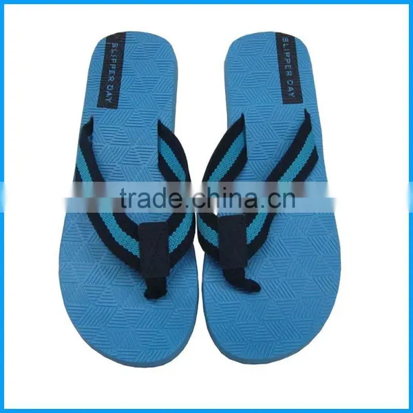Fashion and Comfortable Men's Flip Flop photo-2
