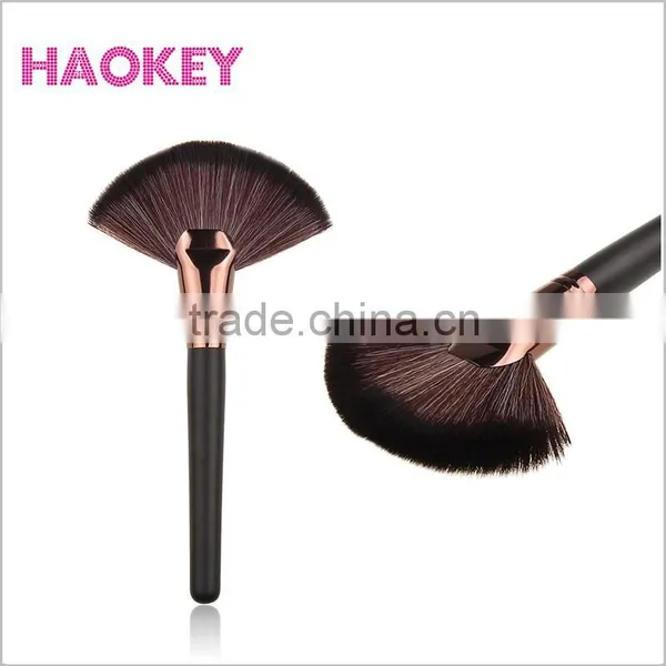 Loose Powder Firmly Bristles Fan Powder Brush photo-6