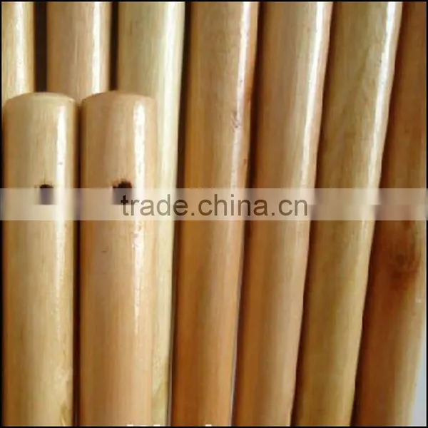 Varnished Wooden Broom Handles With Competitive Price photo-2
