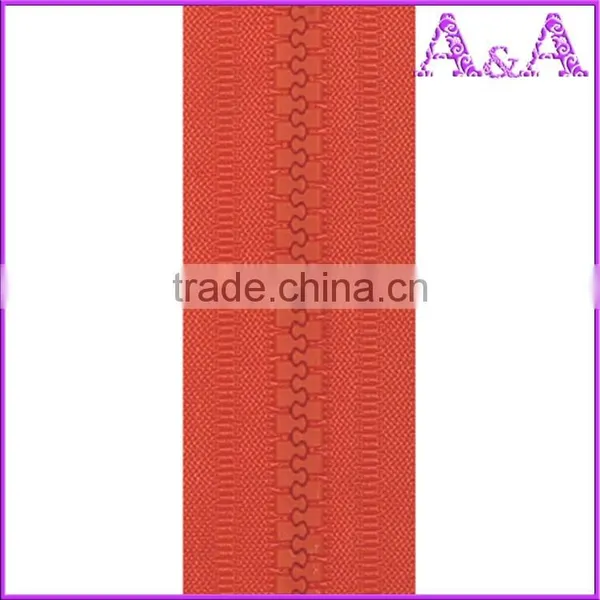 Wholesale Waterproof Plastic Long Chain Transparent Teeth Plastic Long Chain Large Plastic Long Chain photo-2