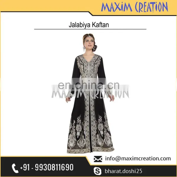 Oriental Robe Dress For Arabian Women's With Unique Embroidery Design 6364 photo-3