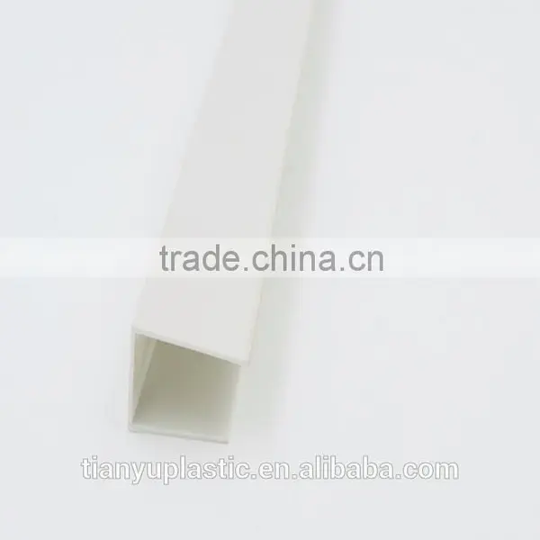 Extrusion Clip/pvc Plastic Extrusion Strip /pvc Extrusion Profile