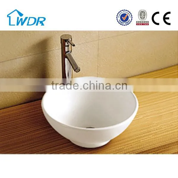 New Products Sanitary Ware Bathroom Ceramic Basin