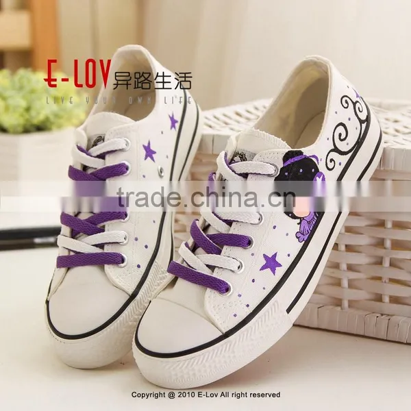 Hot Sales High Quality Cleaning Canvas Shoes photo-5