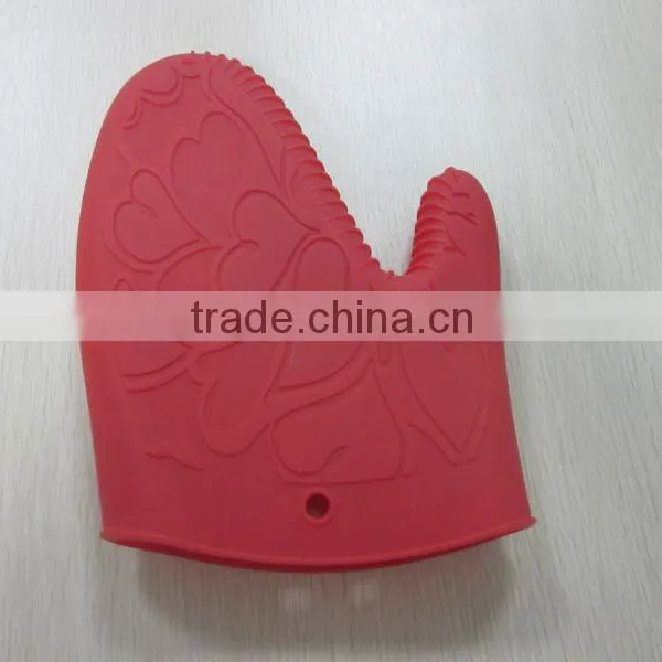2014 New Design LFGB and FDA 100% Food Grade Silicone Oven Mitt Glove