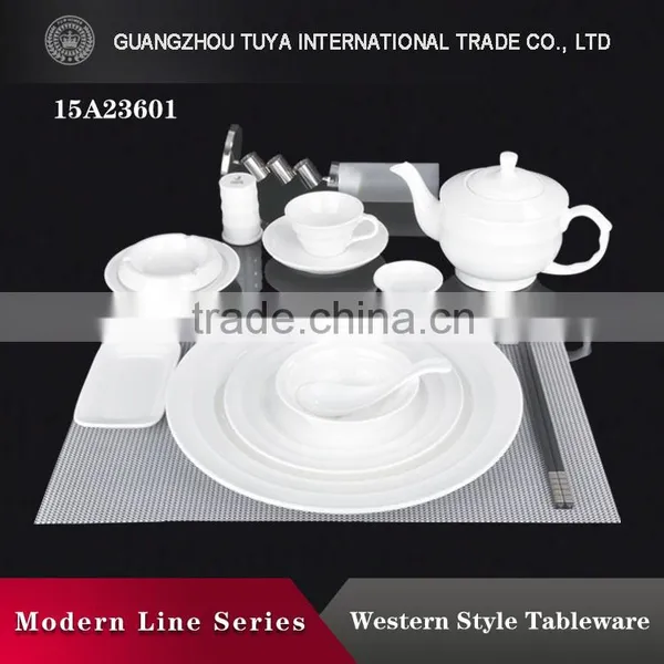 Selling Modern Japanese Porcelain Tableware