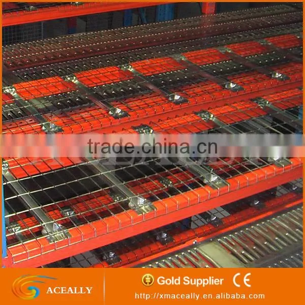 Warehouse Storage Shelving With Wire Mesh Decks photo-5