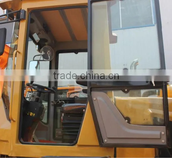Shandong Mini Loaders Hydraulic Four-Wheel Drive ZL936 Wheel Loader photo-2