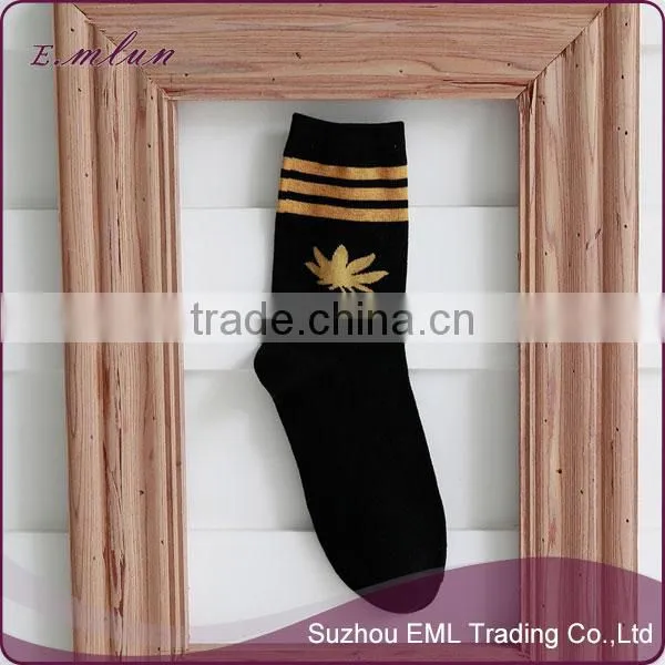 Wholesale Cotton Stripe Fashion Custom Mens Socks