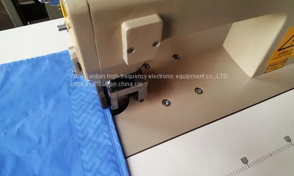Горячие продажи! Ультразвуковая швейная машина для медицинских халатов