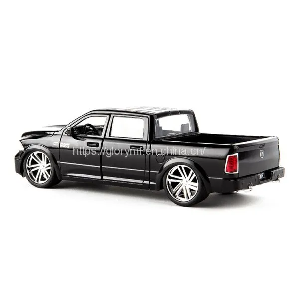 Zinc Alloy Diecast Car Free Wheel Simulation Model Toy Factory photo-5