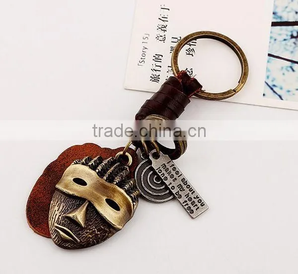 Factory Direcet Sale Exaggrate Punk Mask Pendant Keychain Real Leather Keychain photo-3