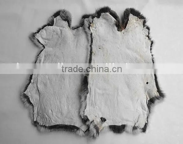 Factory Wholesale Cheap Price Natural Color Rabbit Skins for Decoration photo-2