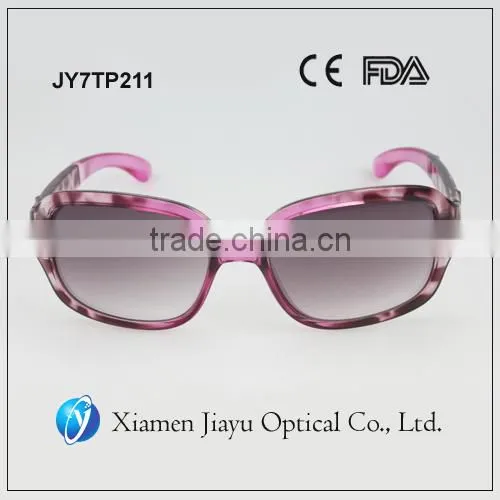 Wholesale Fashion Sunglasses Fitted With Polarized (or Pc/tac Lens) for Woman With Custom Logo photo-4