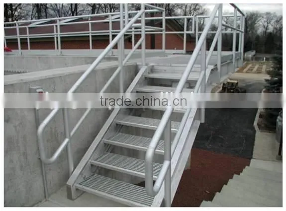 Adjustable Galvanized Steel Step Ladder photo-6