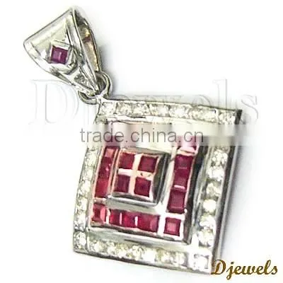 Ladies Diamond Gold Pendants, Beautiful Diamond Gold Pendants, Diamond Pendants photo-3