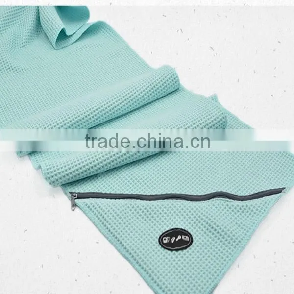 Wholesale Custom Logo Microfiber Organic Gym Sport Towel With Zip Pocket photo-4